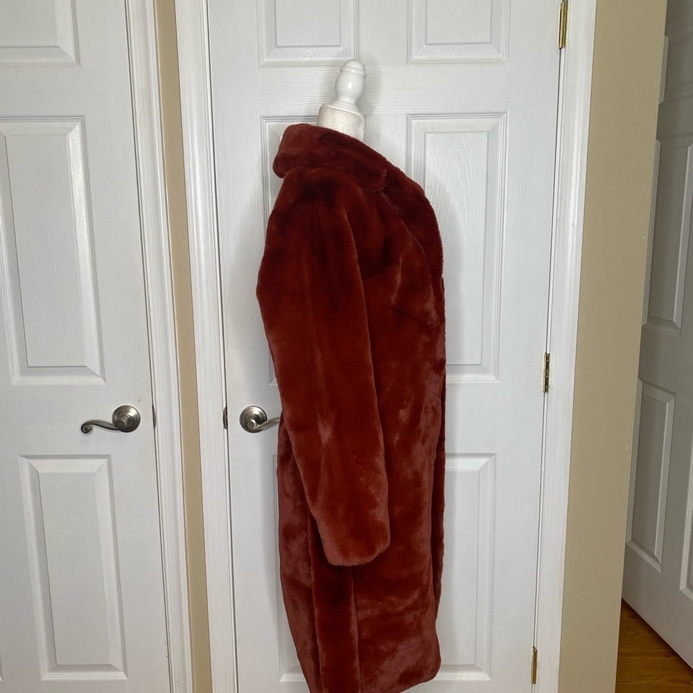Allen Schwartz Greta Faux Fur Coat Red Size Small NWT - Picture 9 of 16